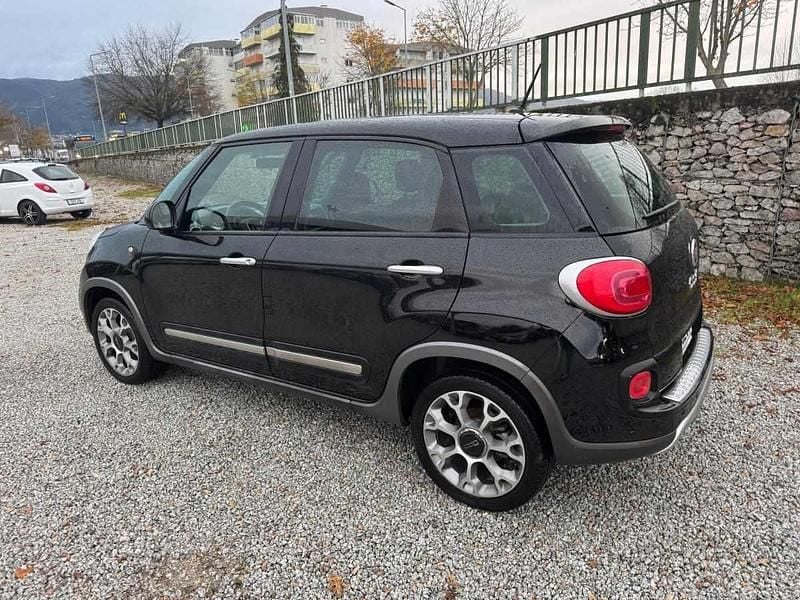 Usado Fiat 500L Trekking 95 HP (69 kW) 2015 Branco Monovolume
