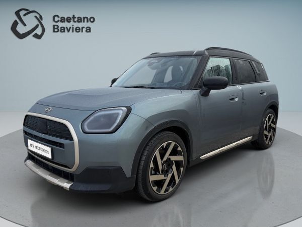 Cinzento Usado 2024 Mini Countryman SUV | € 43.900 - Imagem 1/4