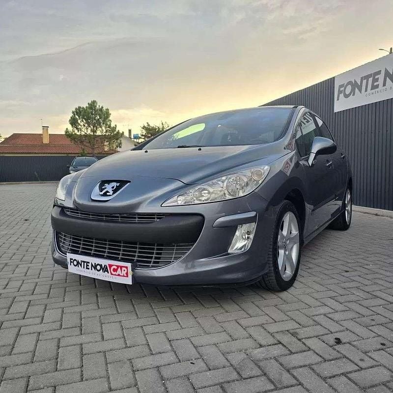 Cinzento Usado 2008 Peugeot 308 Sedan | € 7.450 (Preço justo) - Imagem 1/4