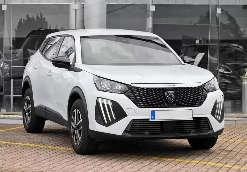 Branco Usado 2024 Peugeot 2008 Active SUV | € 21.450 (Preço justo) - Imagem 1/4