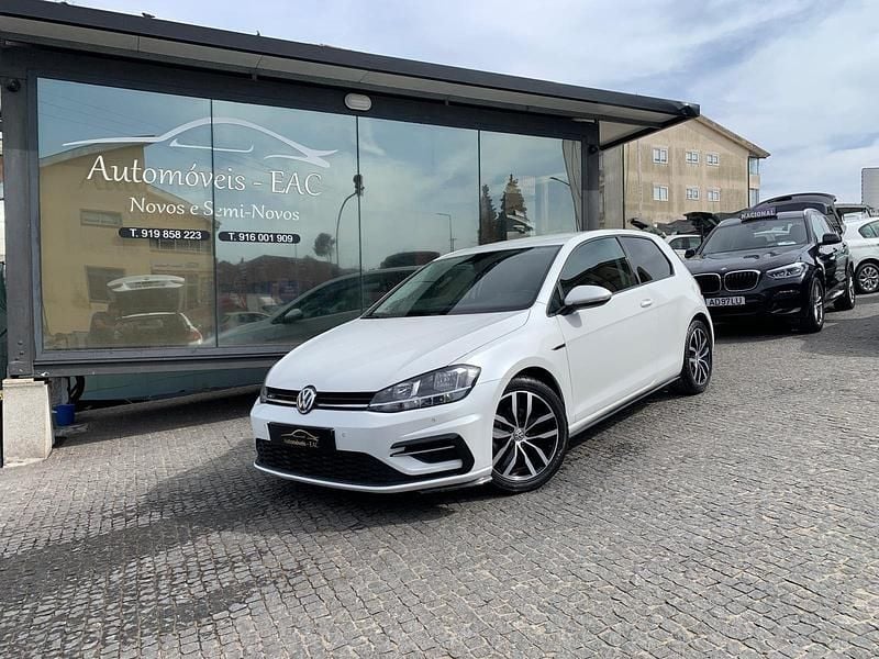Branco Usado 2017 VW Golf VII R-line Citadino | € 18.999 (Caro) - Imagem 1/4