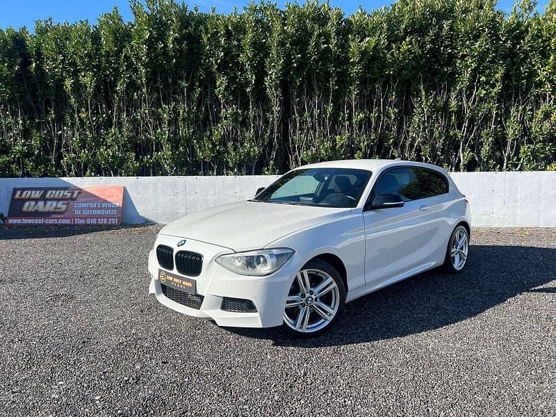 Branco Usado 2013 BMW 120 Coupé Coupé | € 15.990 - Imagem 1/4