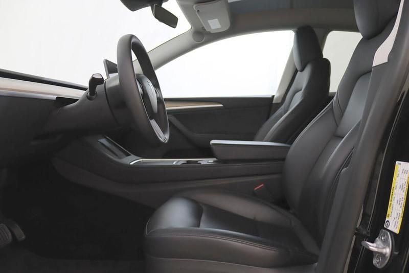 Usado Tesla Model Y 219 kW (299 HP) 2023 Preto SUV