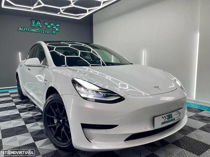 Usado Tesla Model 3 Standard Range 175 kW (238 HP) 2019 Branco Sedan