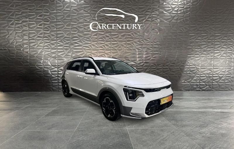 Branco Usado 2022 Kia e-Niro SUV | € 31.500 - Imagem 1/4