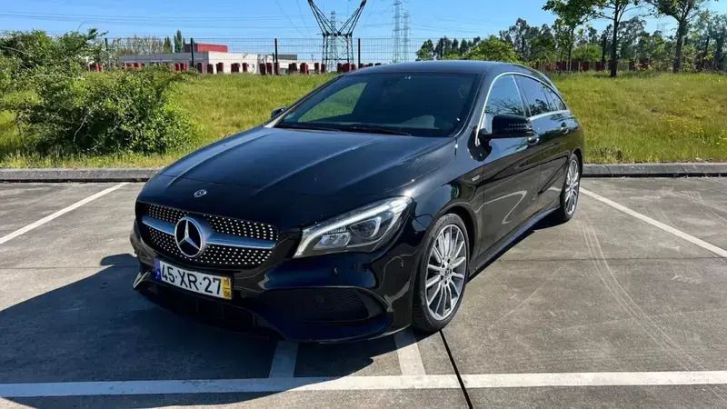 Preto Usado 2019 Mercedes CLA200 Shooting Brake AMG line Carrinha | € 29.990 (Preço justo) - Imagem 1/4