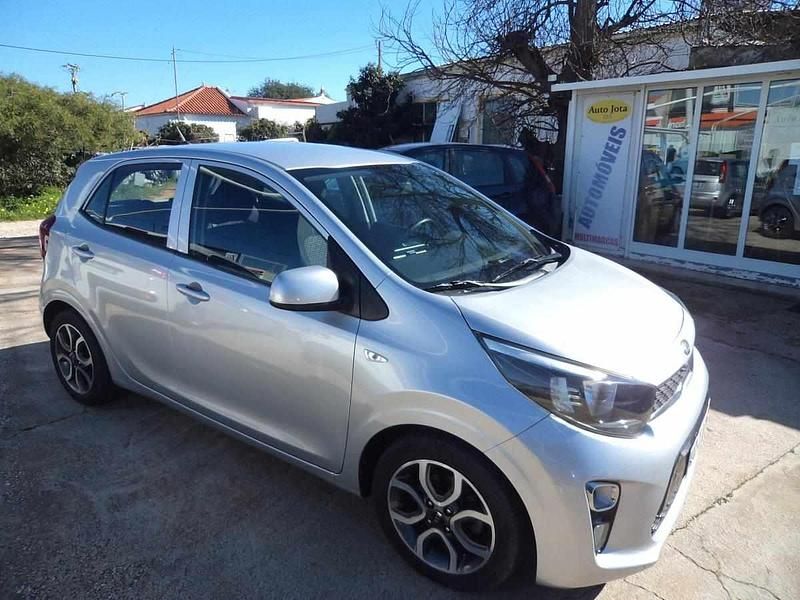 Usado Kia Picanto 69 HP (50 kW) 2017 Cinzento Citadino