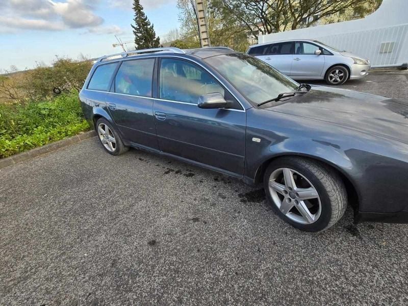 Cinzento Usado 2004 Audi A6 Carrinha | € 4.500 (Bom preço) - Imagem 1/4