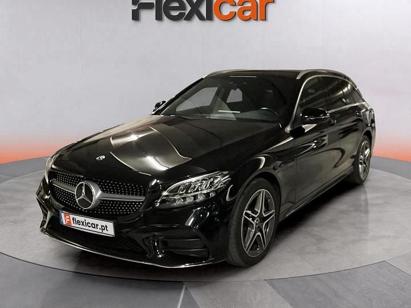 Usado Mercedes C300e AMG line 306 HP (225 kW) 2021 Preto Carrinha