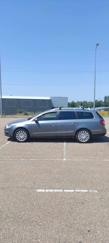 Cinzento Usado 2006 VW Passat Carrinha | € 6.250 (Preço justo) - Imagem 1/4