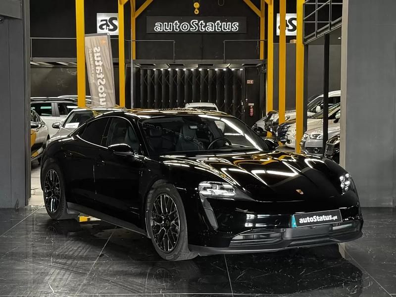 Preto Usado 2023 Porsche Taycan Sedan | € 74.990 (Preço justo) - Imagem 1/4