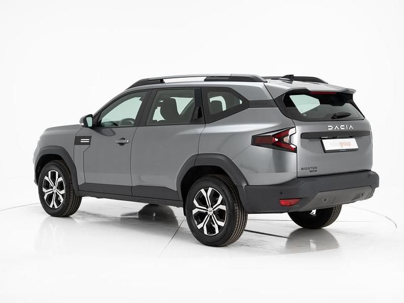 Usado Dacia Duster 155 HP (114 kW) 2025 Cinzento