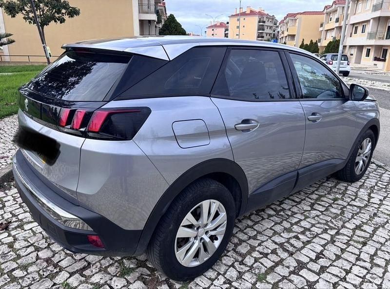 Usado Peugeot 3008 130 HP (95 kW) 2018 Sedan