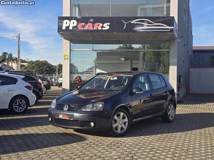 Azul Usado 2004 VW Golf IV | € 7.450 (Preço elevado) - Imagem 1/1
