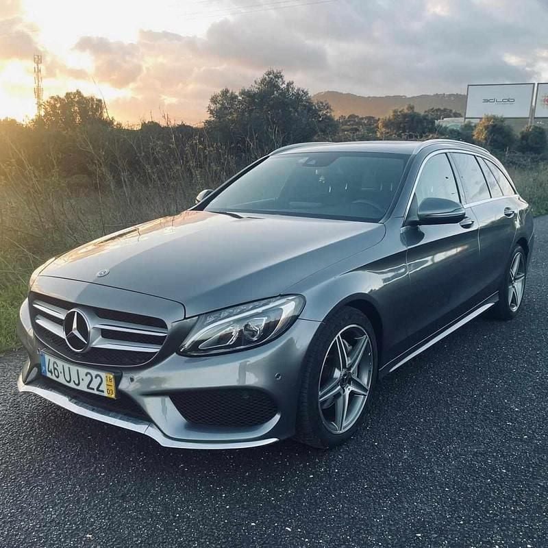Cinzento Usado 2018 Mercedes C220 Carrinha | € 26.500 (Preço justo) - Imagem 1/4