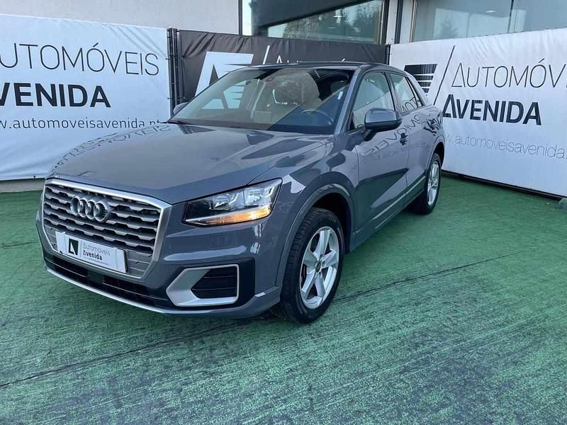 Antracite Usado 2018 Audi Q2 SUV | € 24.900 (Caro) - Imagem 1/4