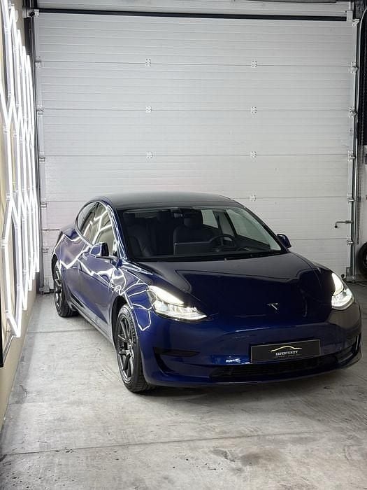 Usado 2021 Tesla Model 3 Standard Range Sedan | € 23.500 (Bom preço) - Imagem 1/4