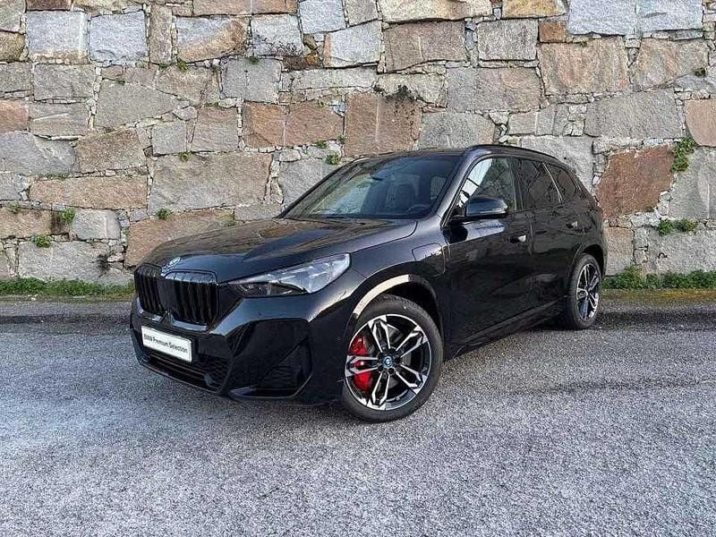 Preto Novo 2025 BMW X1 SUV | € 67.500 - Imagem 1/4