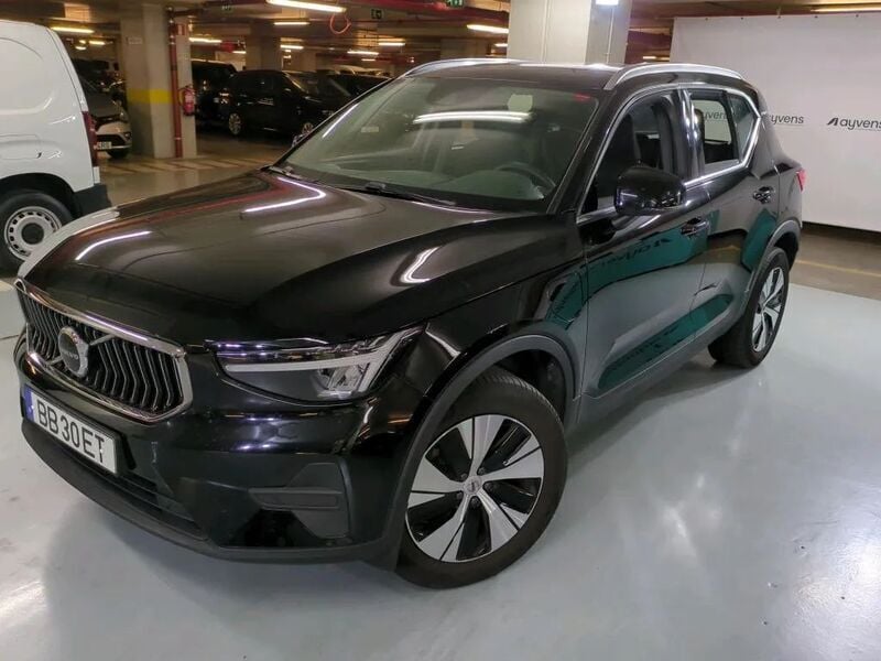 Preto Usado 2023 Volvo XC40 SUV | € 36.100 (Preço justo) - Imagem 1/4