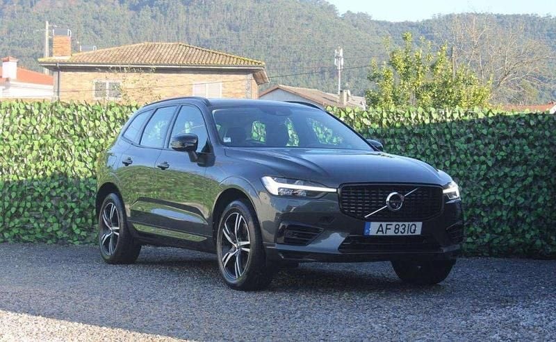 Cinzento Usado 2021 Volvo XC60 R-Design SUV | € 34.740 (Super Preço) - Imagem 1/4