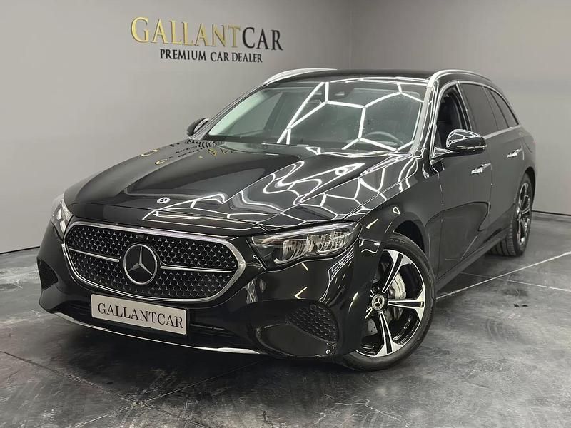 Preto Usado 2024 Mercedes E300 AMG line Carrinha | € 61.500 - Imagem 1/4