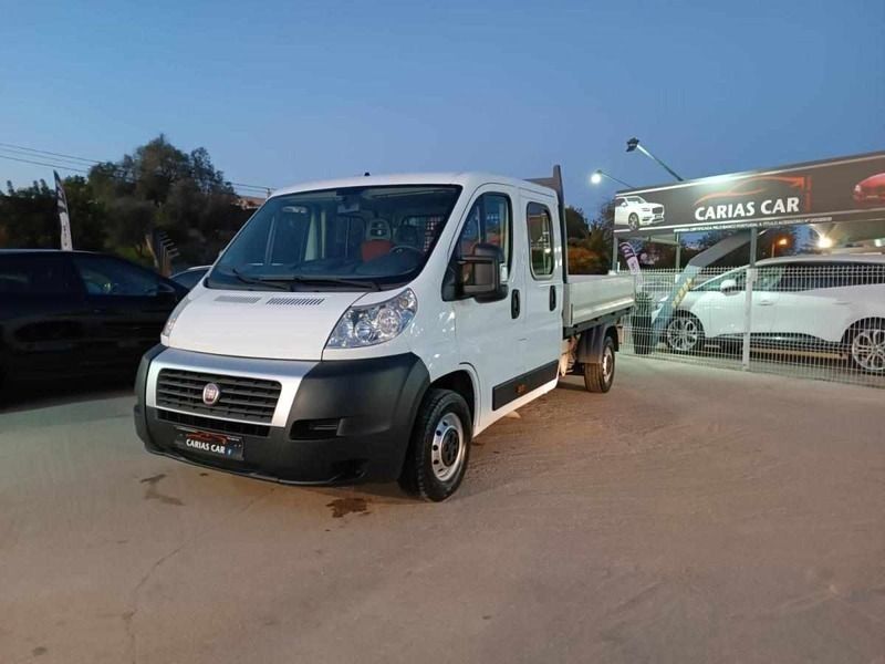 Branco Usado 2011 Fiat Ducato Van | € 19.990 - Imagem 1/4