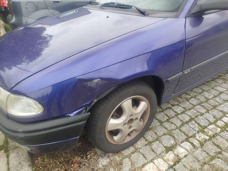 Usado Opel Astra 1995 Sedan