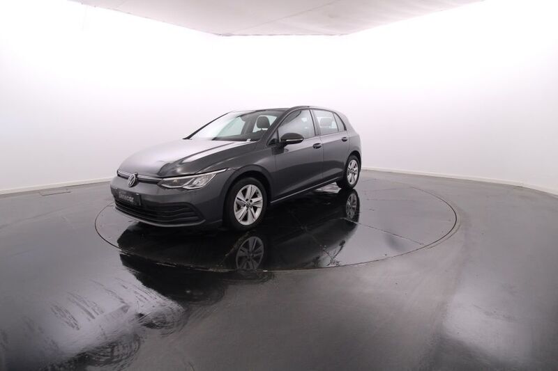 Cinzento Usado 2022 VW Golf VIII | € 29.450 (Caro) - Imagem 1/4