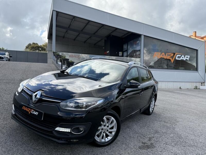 Preto Usado 2016 Renault Mégane III Carrinha | € 9.990 (Preço justo) - Imagem 1/4
