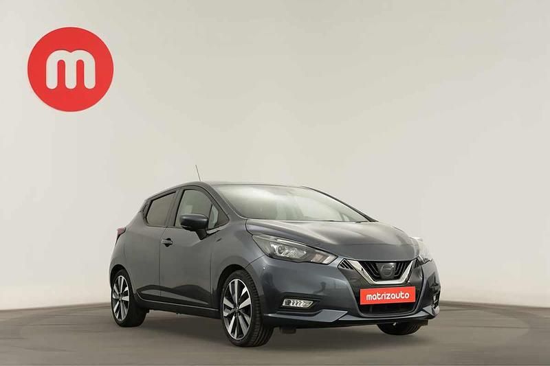 Usado Nissan Micra Tekna 92 HP (67 kW) 2022 Cinzento Citadino