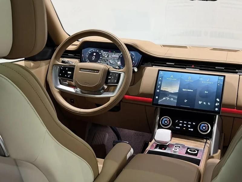 Usado Land Rover Range Rover 530 HP (389 kW) 2023 Verde SUV