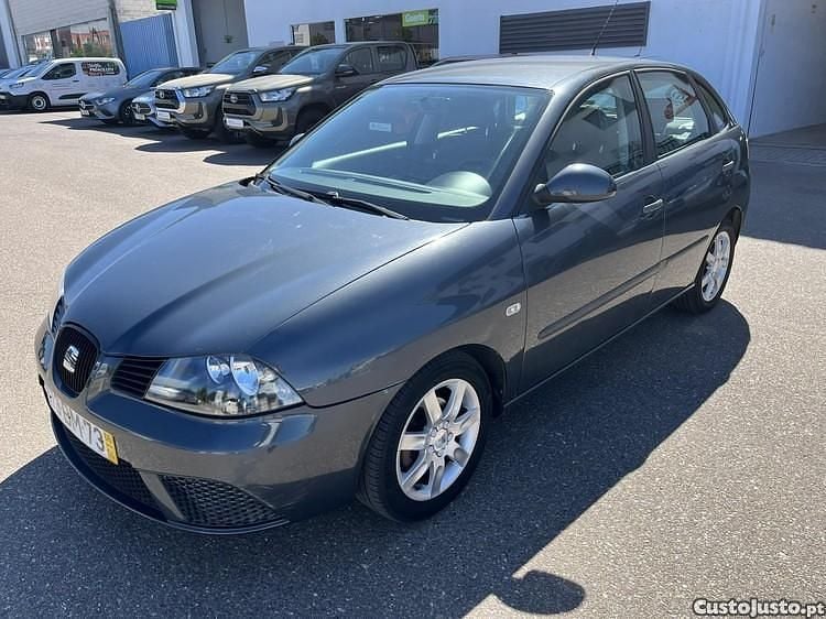 Cinza Usado 2006 Seat Ibiza Citadino | € 2.990 (Preço justo) - Imagem 1/1