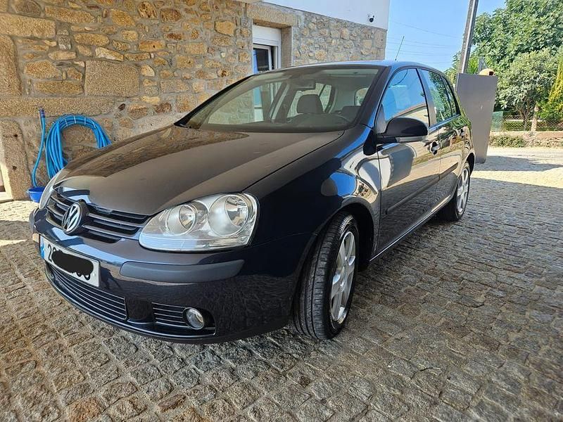 Usado 2007 VW Golf V Sedan | € 4.999 (Bom preço) - Imagem 1/4