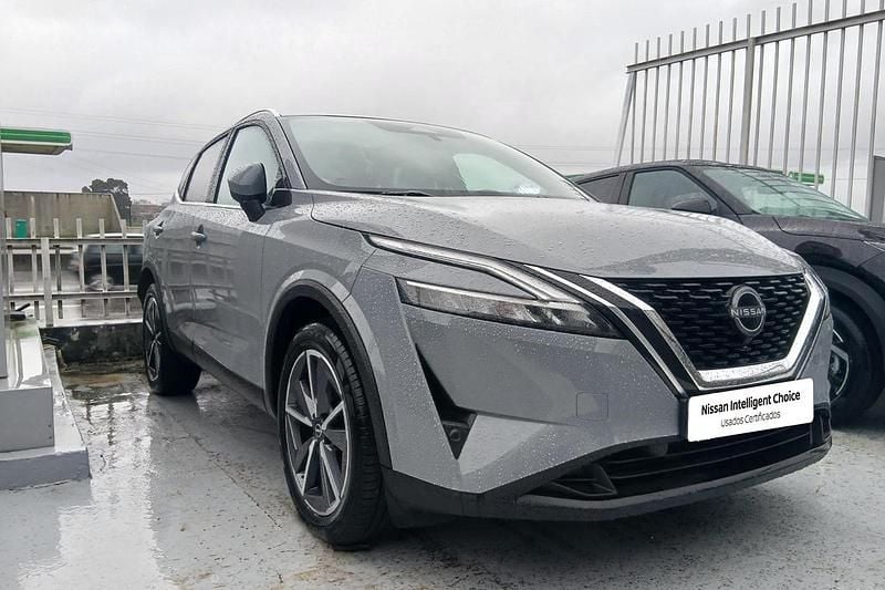 Cinzento Usado 2024 Nissan Qashqai Tekna+ SUV | € 31.490 (Preço justo) - Imagem 1/4