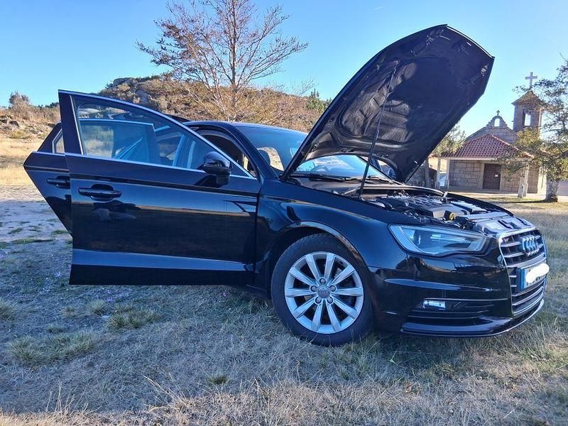 Usado Audi A3 110 HP (80 kW) 2016 Sedan