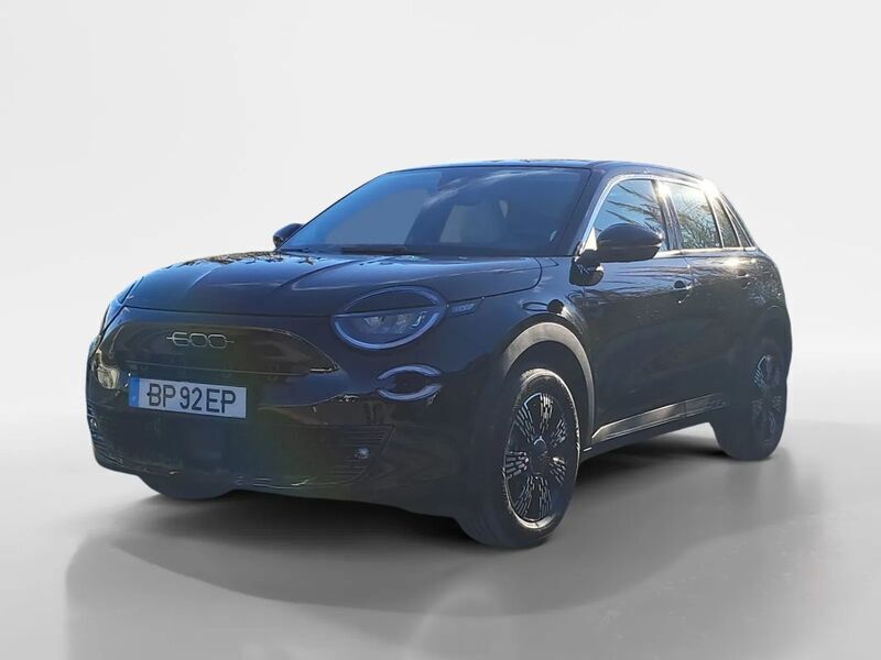 Preto Usado 2024 Fiat 600 SUV | € 23.990 (Preço justo) - Imagem 1/4