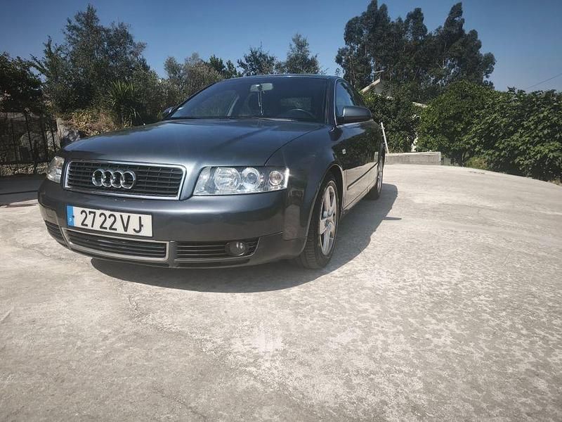 Usado 2003 Audi A4 Sedan | € 5.500 (Preço justo) - Imagem 1/4