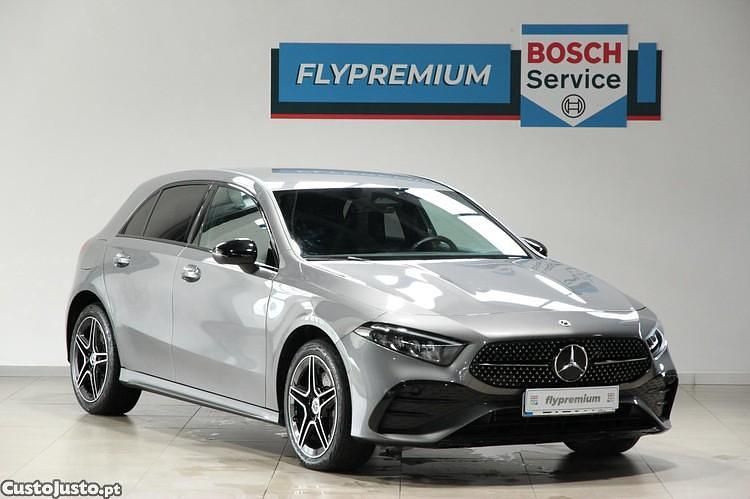 Cinza Usado 2024 Mercedes A250 AMG line Citadino | € 38.490 (Preço justo) - Imagem 1/1