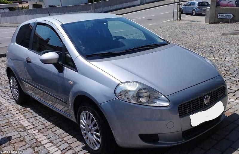 Cinzento Usado 2008 Fiat Punto Citadino | € 2.900 (Super Preço) - Imagem 1/4