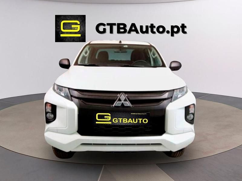 Usado Mitsubishi L200 150 HP (110 kW) 2023 Branco Pickup