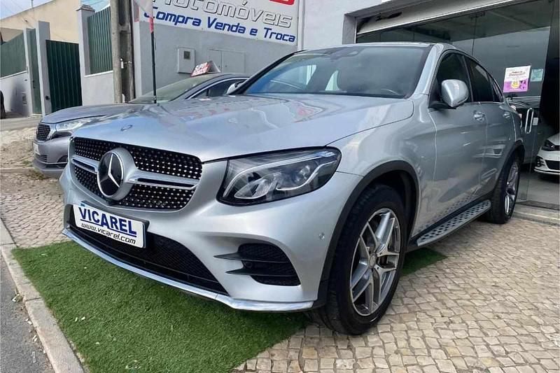 Cinzento Usado 2017 Mercedes GLC250 | € 39.900 (Preço elevado) - Imagem 1/4