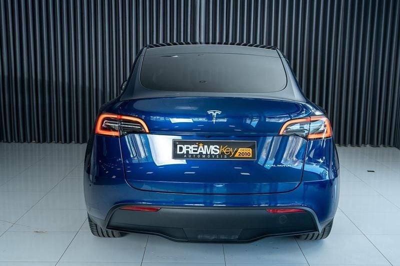 Usado Tesla Model Y 378 kW (514 HP) 2021 Azul SUV