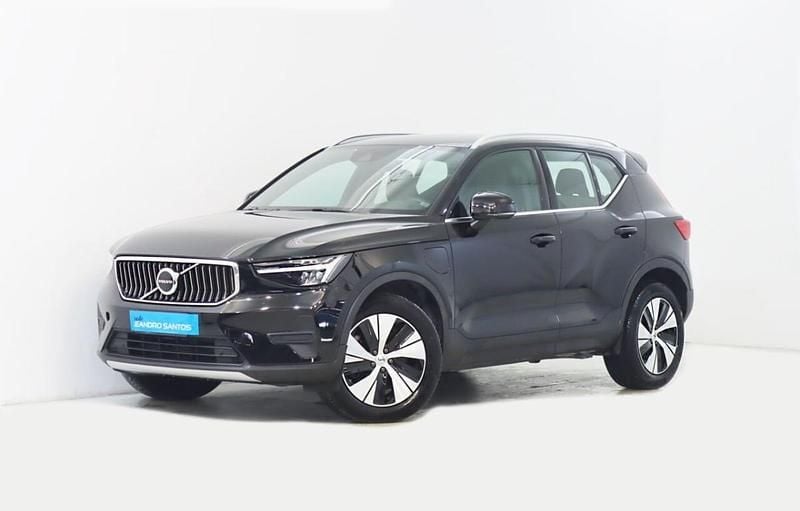 Preto Usado 2022 Volvo XC40 SUV | € 31.500 (Preço justo) - Imagem 1/2