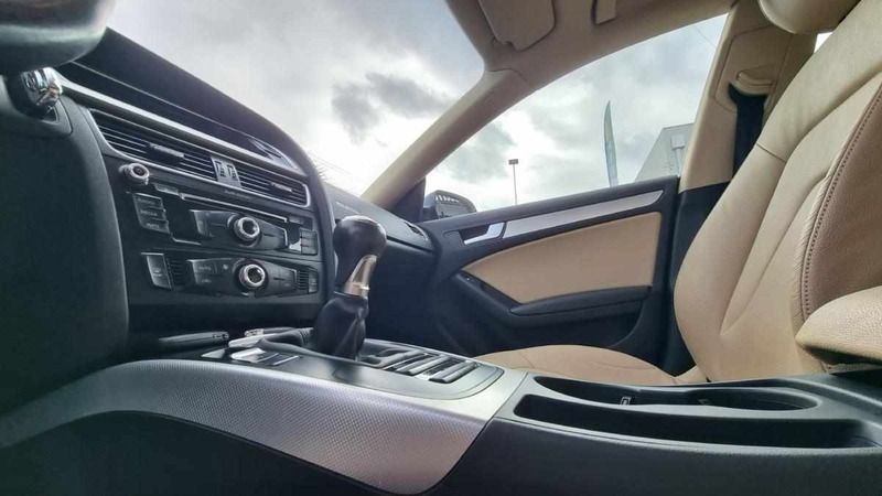 Usado Audi A5 Sportback Sport 177 HP (130 kW) 2012 Cinzento Citadino