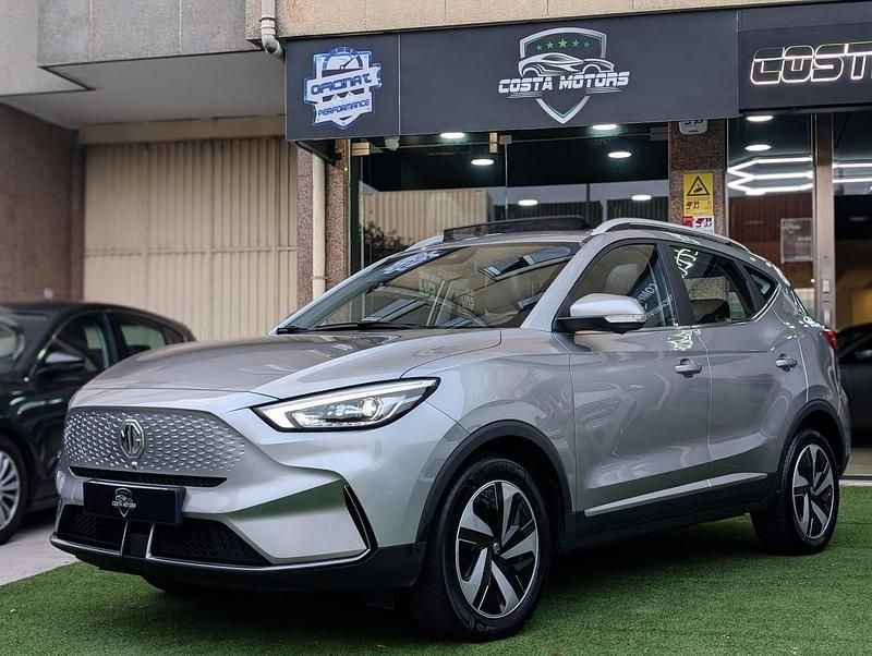 Cinza Usado 2022 MG ZS Luxury Sedan | € 24.990 (Preço justo) - Imagem 1/4