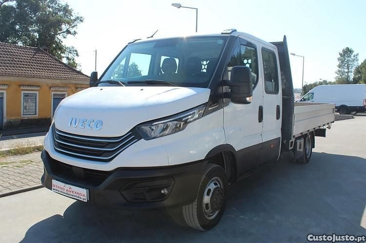 Branco Usado 2022 Iveco Daily | € 29.900 (Preço justo) - Imagem 1/1