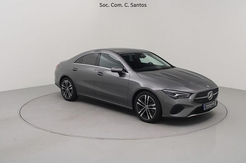 Usado Mercedes CLA180 Advanced 116 HP (85 kW) 2025 Cinza Sedan