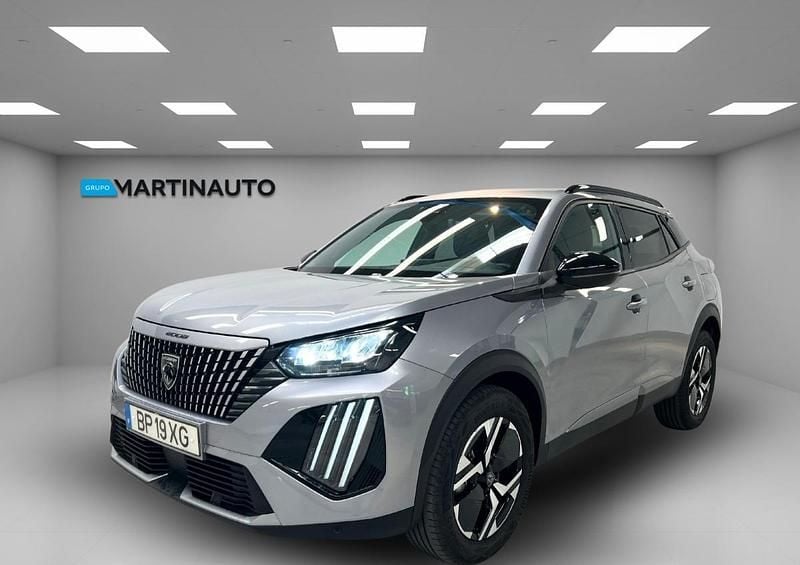 Cinzento Usado 2025 Peugeot 2008 SUV | € 25.750 (Preço justo) - Imagem 1/4