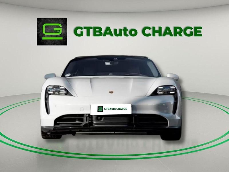 Branco Usado 2021 Porsche Taycan Sedan | € 84.900 (Preço justo) - Imagem 1/4