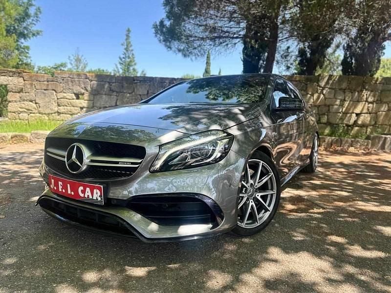 Cinza Usado 2016 Mercedes A45 AMG AMG Citadino | € 36.900 (Bom preço) - Imagem 1/4